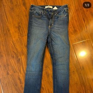 hollister jeans